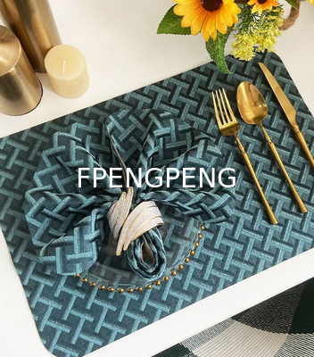 Mejore su espacio sin esfuerzo con nuestra alfombra de mesa de productos de decoración para el hogar B2B con respaldo de puntos