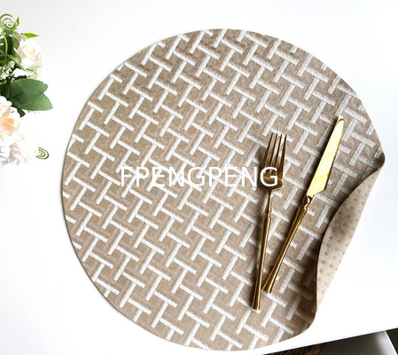Mejore su espacio sin esfuerzo con nuestra alfombra de mesa de productos de decoración para el hogar B2B con respaldo de puntos