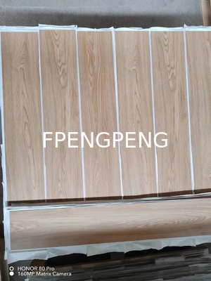 Instalación DIY de tablas impermeables para suelos versátiles y resistentes 914.4*152.4mm