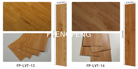 Suelos autoadhesivos de PVC con cuero de suelo resistente al desgaste y impermeable espeso