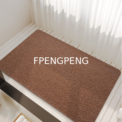 1.5kg/m2-4.5kg/m2 Alfombra de bobina de PVC con patrón personalizable 1.22m de ancho Plano suave para uso en el baño con respaldo antideslizante