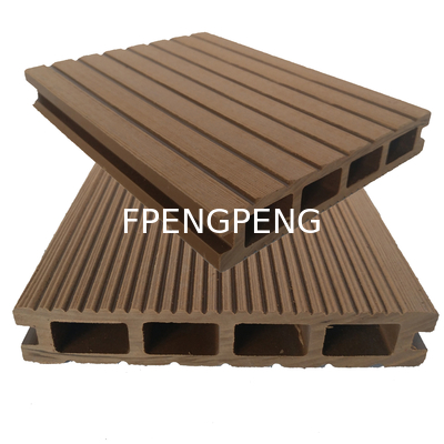 Deck de madera compuesta resistente al fuego con protección UV